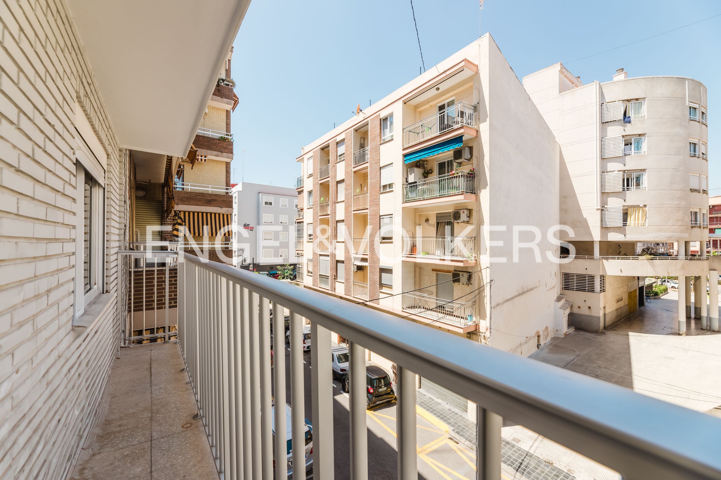 Terrassa de Apartament de lloguer en  Valencia Capital amb Aire condicionat, Calefacció i Parquet