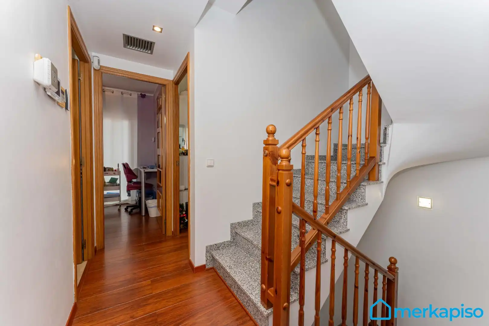 Casa adosada en venta en Viladecans con Aire acondicionado, Terraza y Balcón