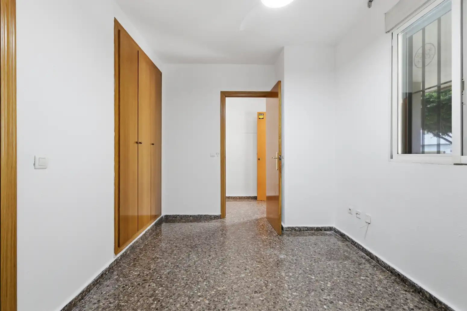 Wohnung zum Verkauf in Alaquàs mit Klimaanlage, Terrasse und Abstellraum