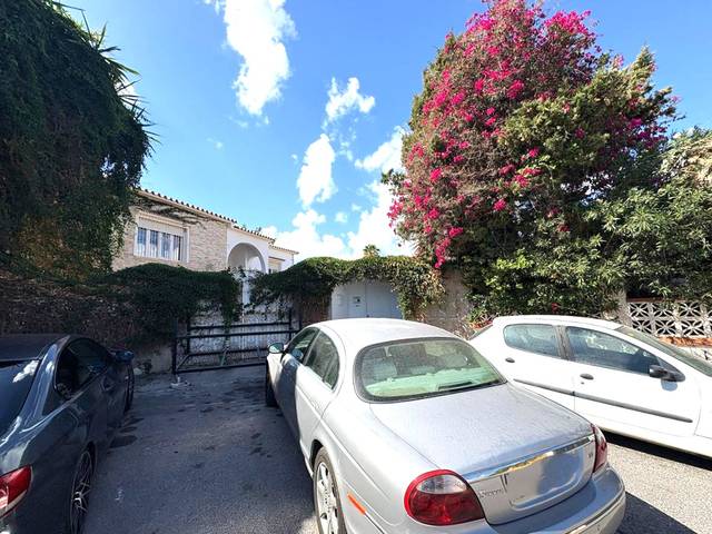 Casa-chalet en Venta en Los Almendros en Manantiales - Lagar - Cortijo