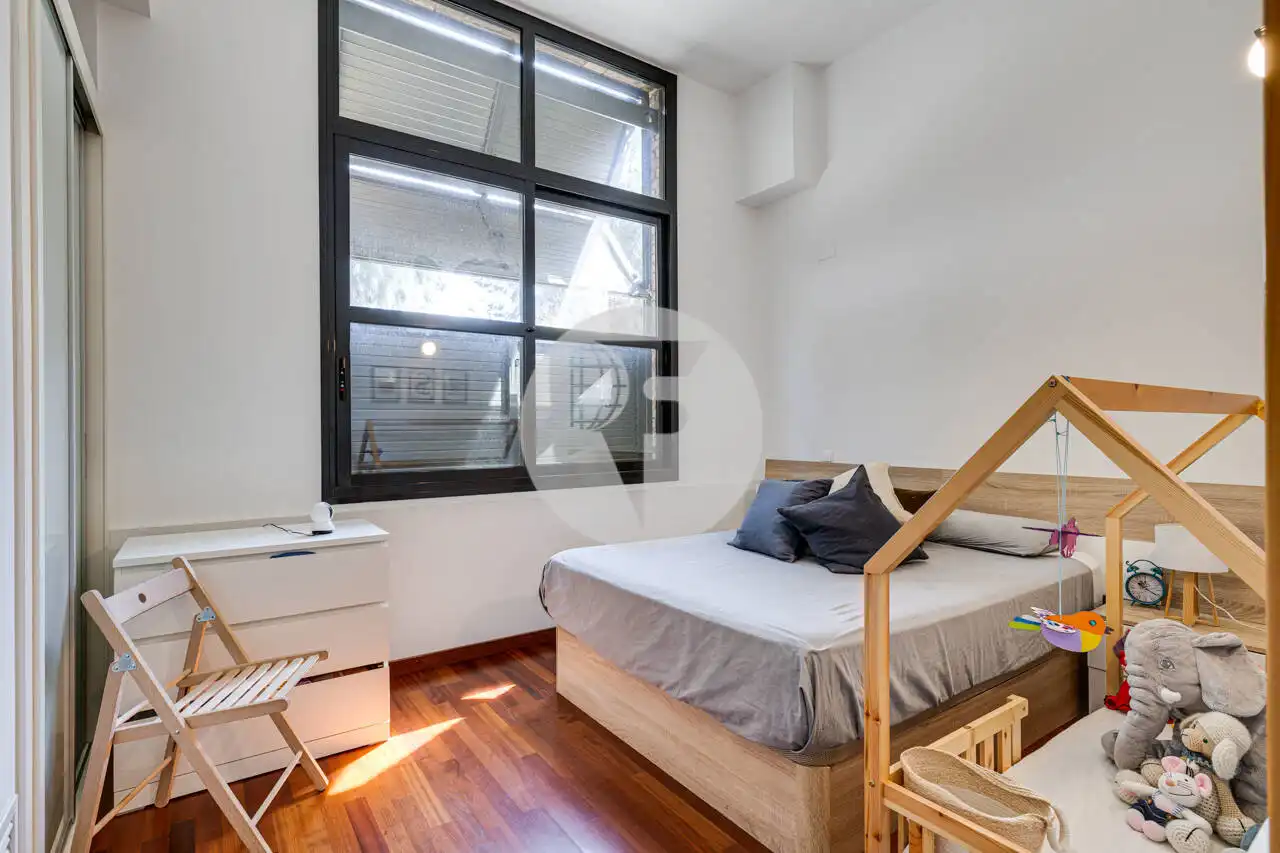 Habitación de Planta baja en venta en Barcelona con Aire acondicionado y Trastero
