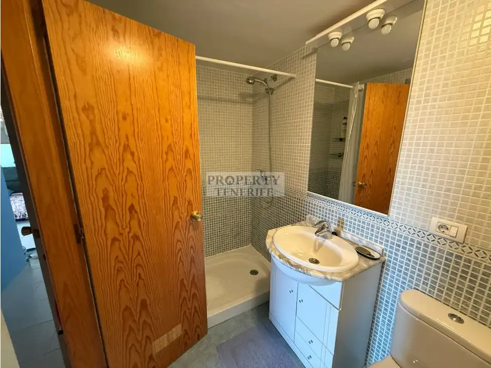 Bathroom of Flat for sale in Arona  with Terrace and Furnished