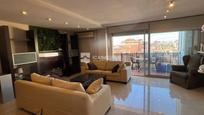 Sala d'estar de Dúplex en venda en Terrassa amb Aire condicionat, Calefacció i Terrassa