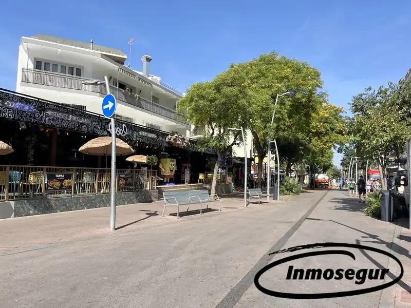 Business premises for sale in Carrer de Barbastre, imagen 22
