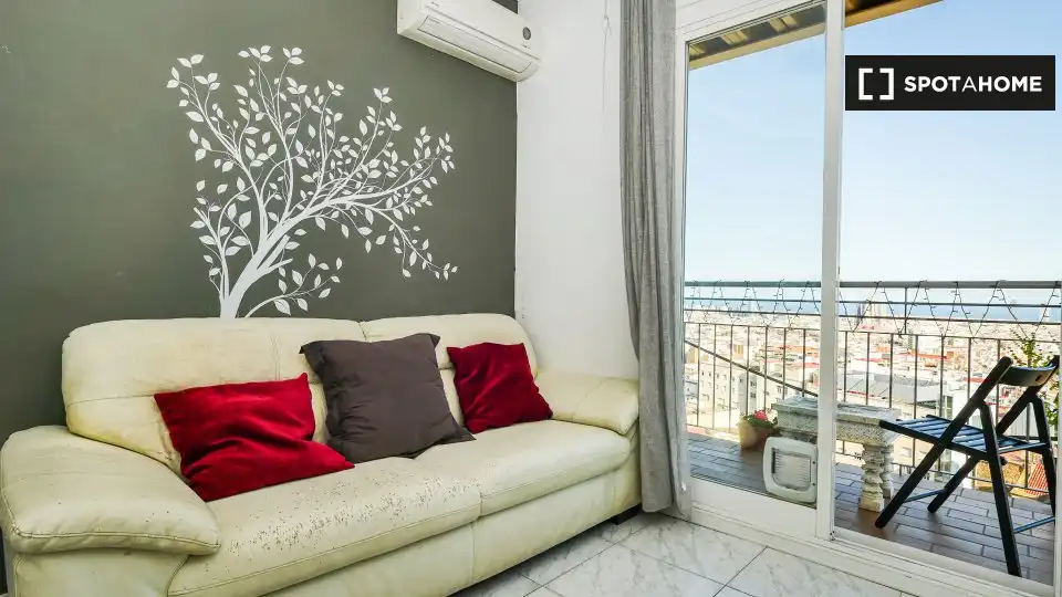 Wohnung zur Miete in La Salut
