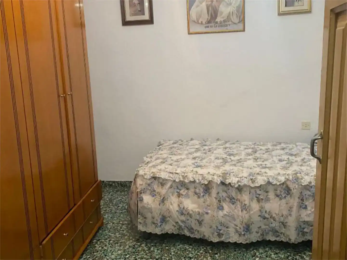 Habitación de Casa adosada en venta en Cómpeta con Balcón