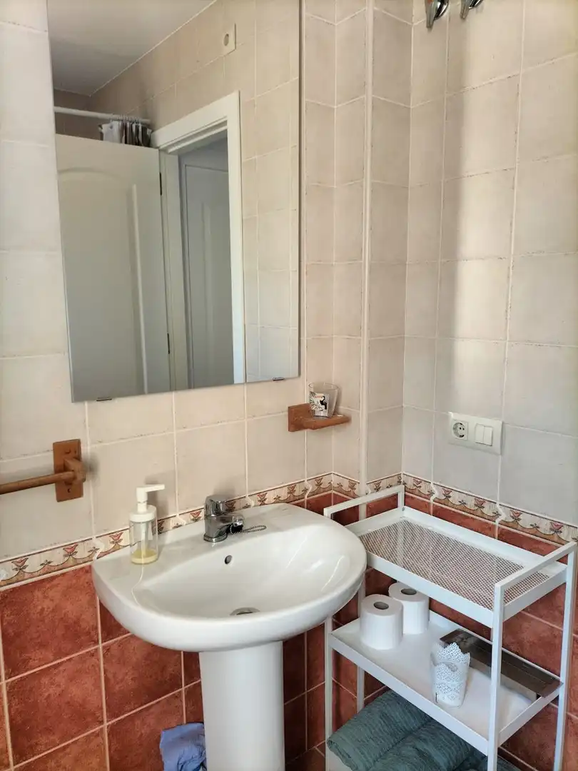 Flat for rent in Calle Juan de Acurio, Martín Miguel