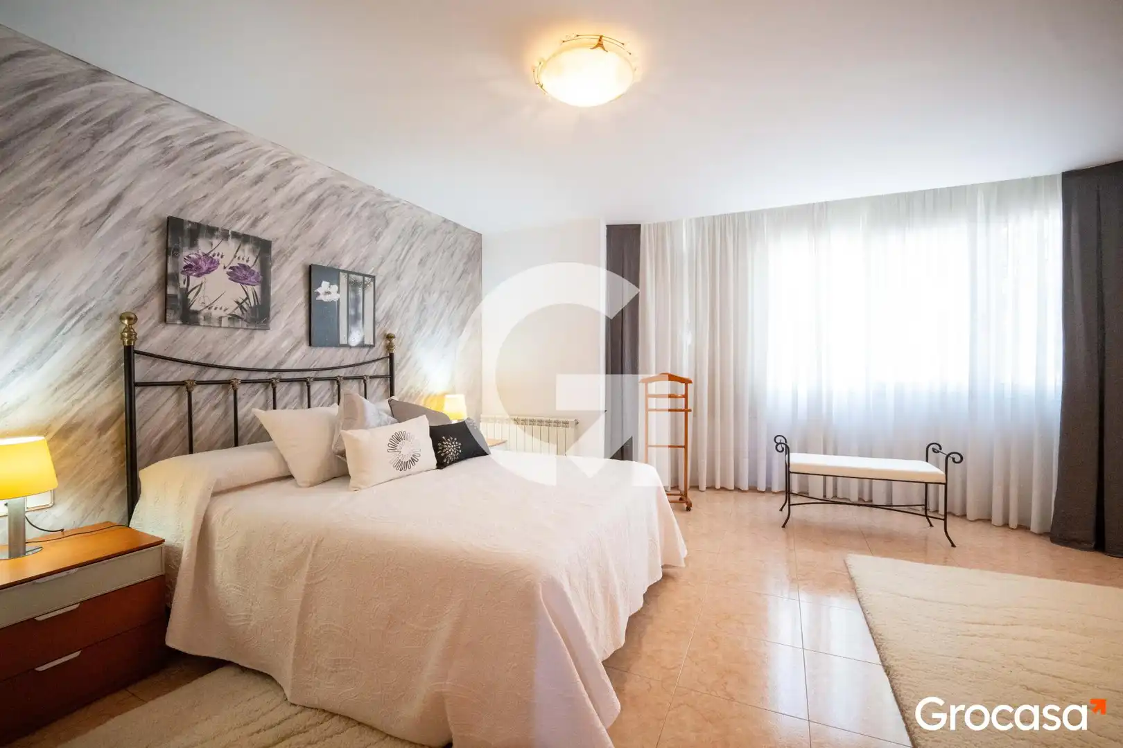 Habitación de Casa adosada en venta en Mataró con Aire acondicionado, Calefacción y Jardín privado