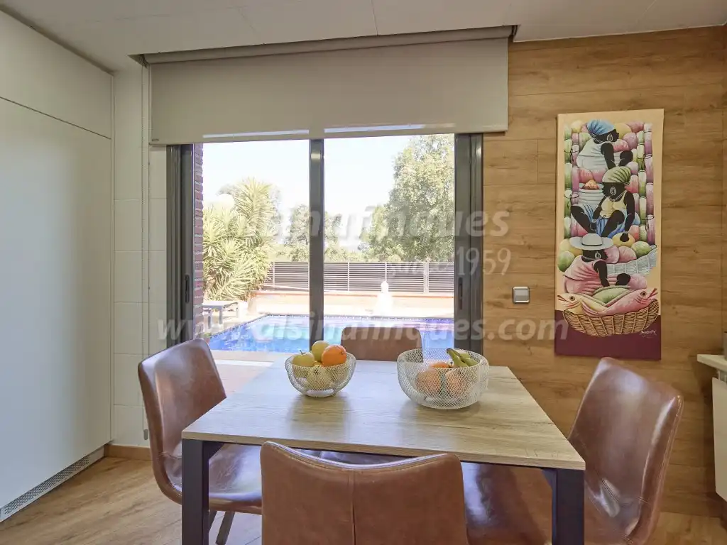 Menjador de Casa o xalet en venda en Lloret de Mar amb Calefacció, Jardí privat i Terrassa