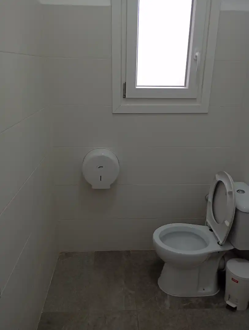Bathroom of Office for rent in Valladolid