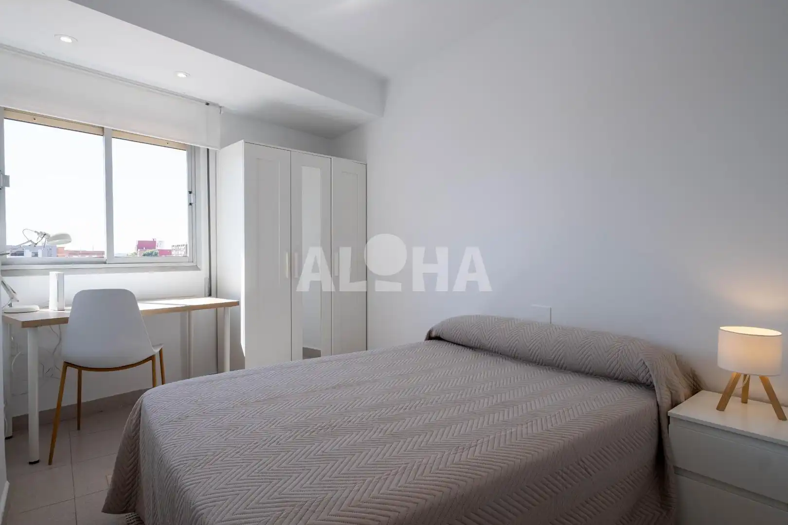 Bedroom of Apartments for rent in Alfara del Patriarca  with Air Conditioner, Terrace and Furnished