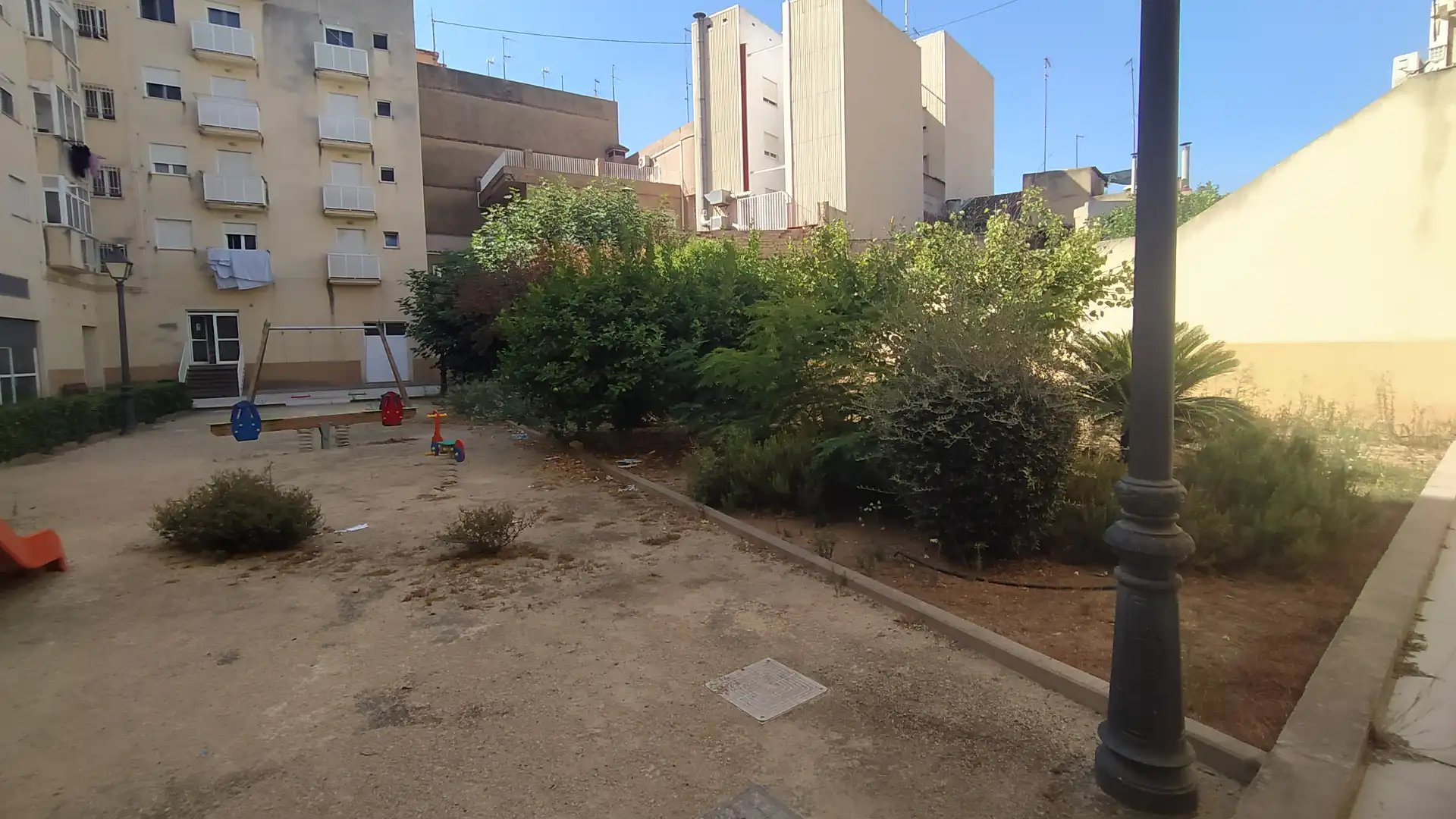 Pis de lloguer a Carrer del Remolí, El Castellar i l'Oliverar