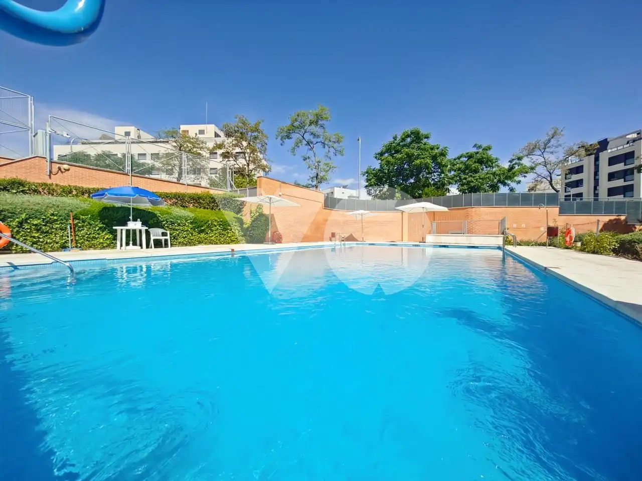 Piscina de Piso en venta en Madrid con Aire acondicionado, Calefacción y Trastero