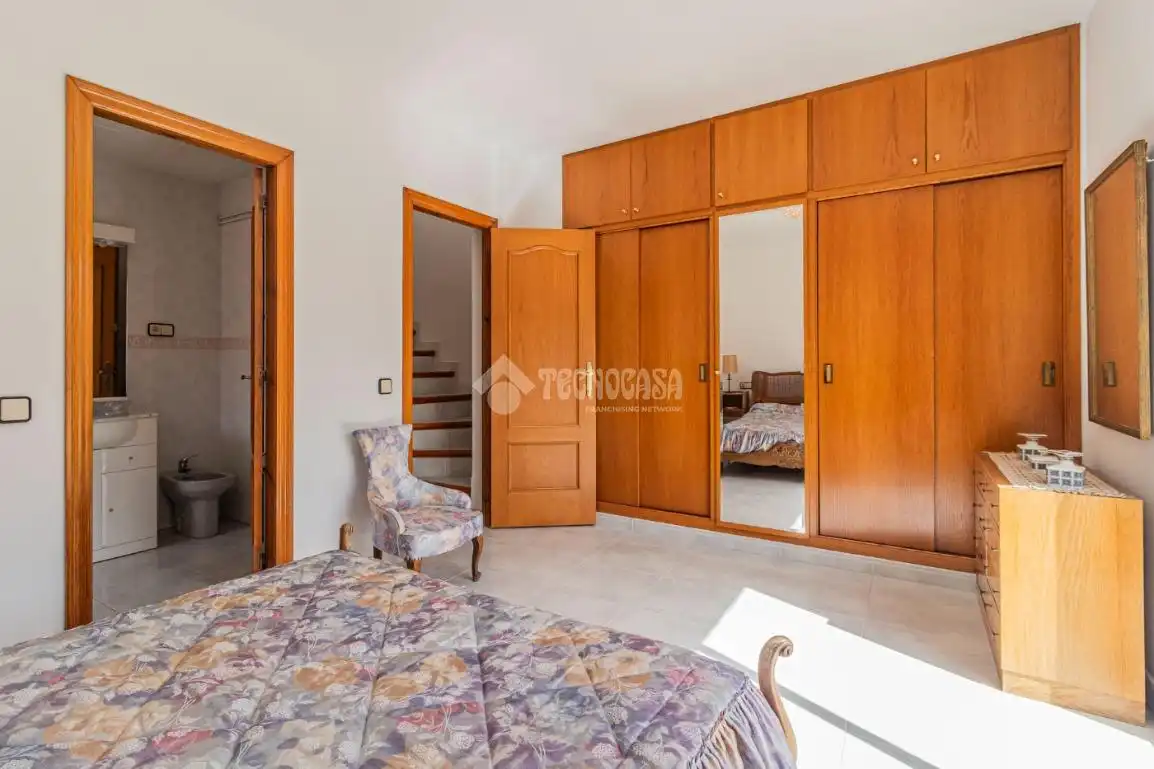 Bedroom of Houses for rent in Sant Cugat del Vallès  with Air Conditioner, Terrace and Balcony