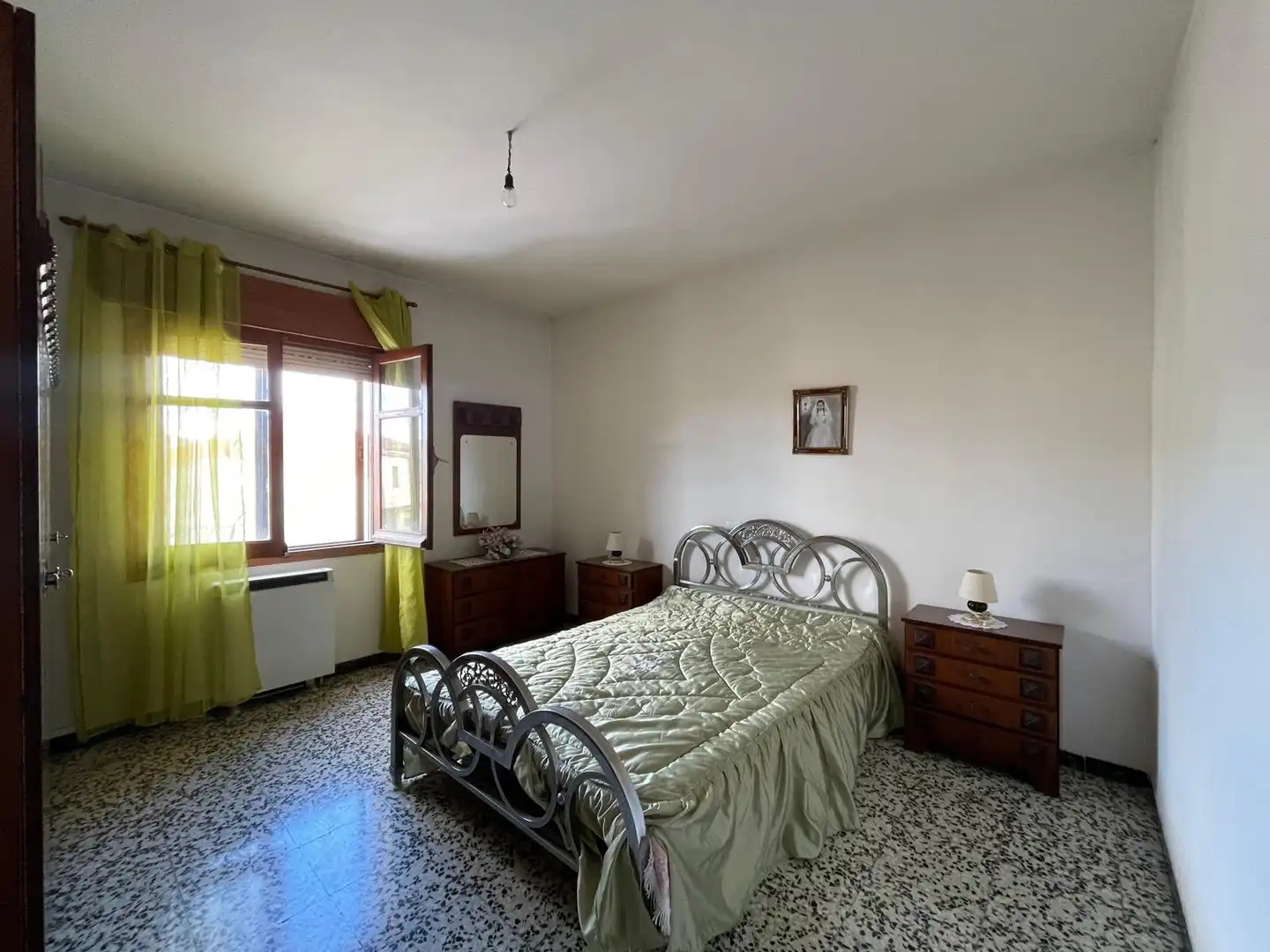 Habitación de Finca rústica en venta en Cogeces del Monte con Calefacción, Terraza y Trastero