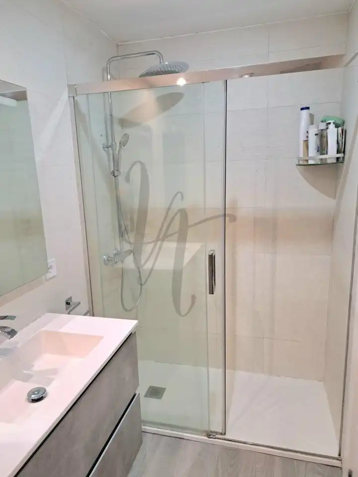 Baño de Piso en venta en Madrid con Aire acondicionado, Calefacción y Parquet