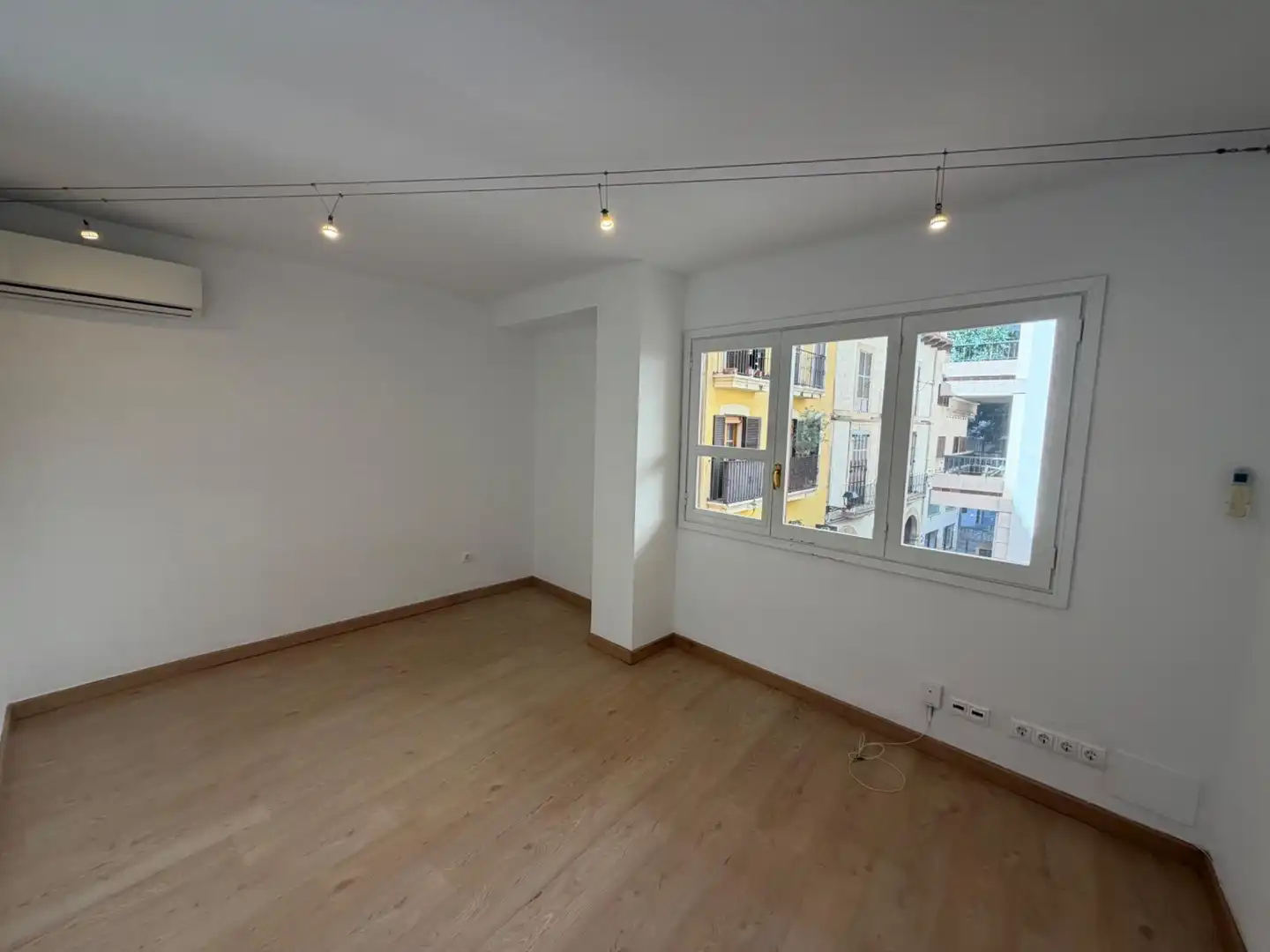 Habitación de Oficina de alquiler en  Palma de Mallorca
