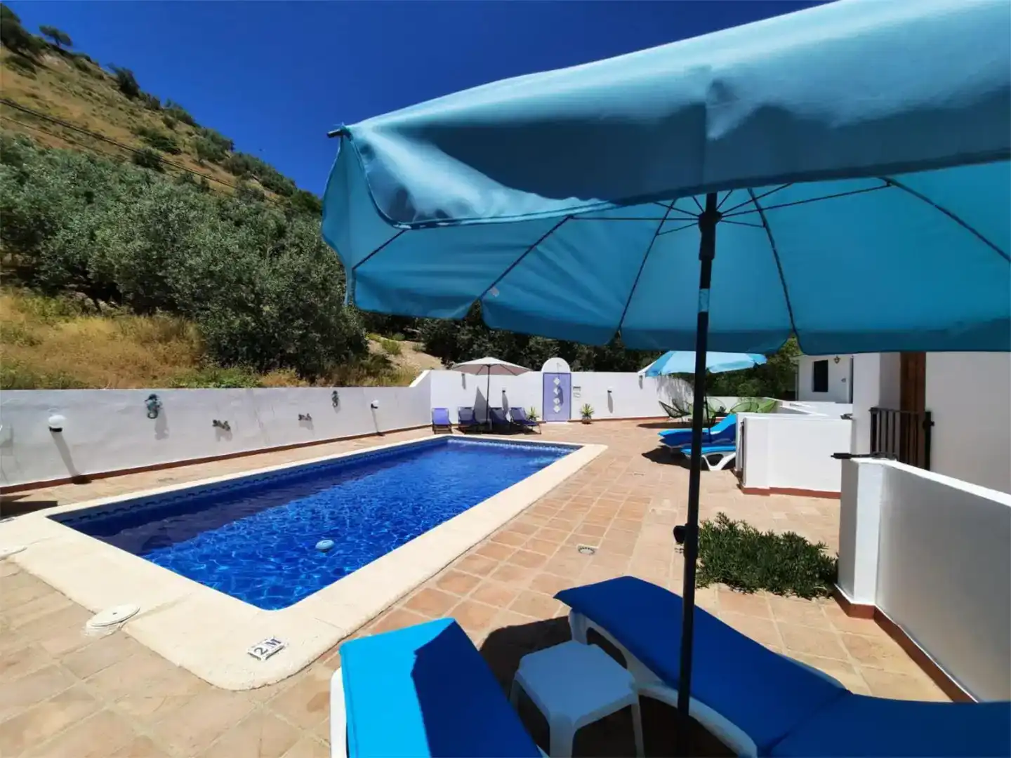 Piscina de Finca rústica en venda en Iznájar amb Aire condicionat, Piscina i Balcó