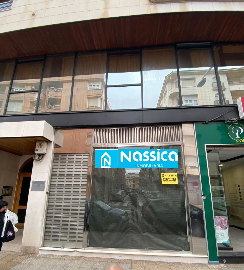 Local de lloguer a Calle Bebricio, 30