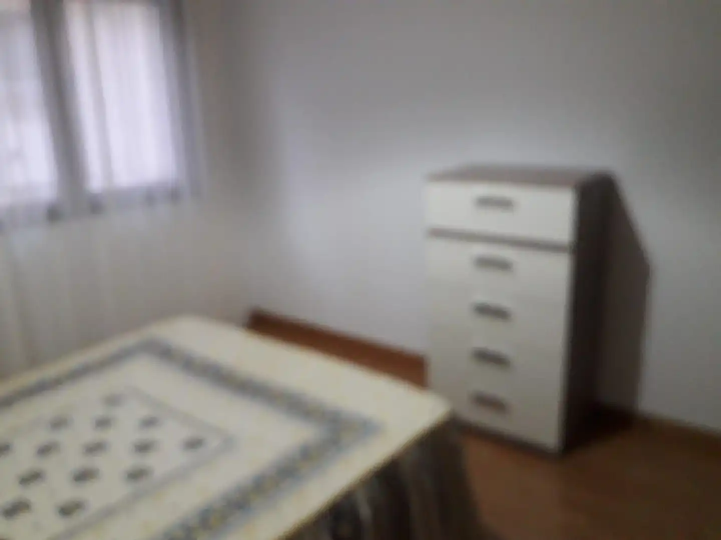 Schlafzimmer von Erdgeschoss zur Miete in Villarrobledo mit Heizung, Parkett und Abstellraum