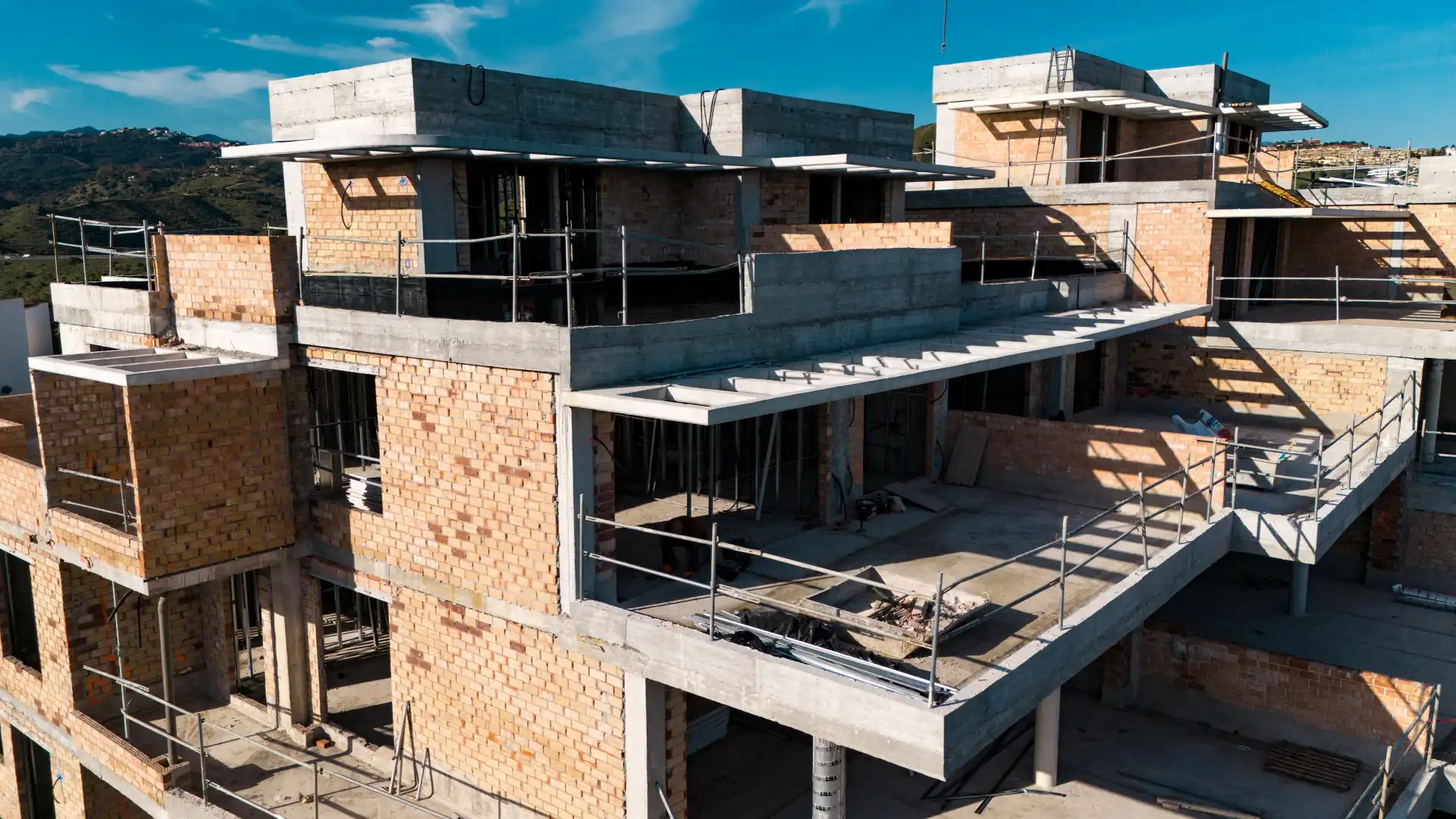 Planta baixa en venda a Cabopino - Artola