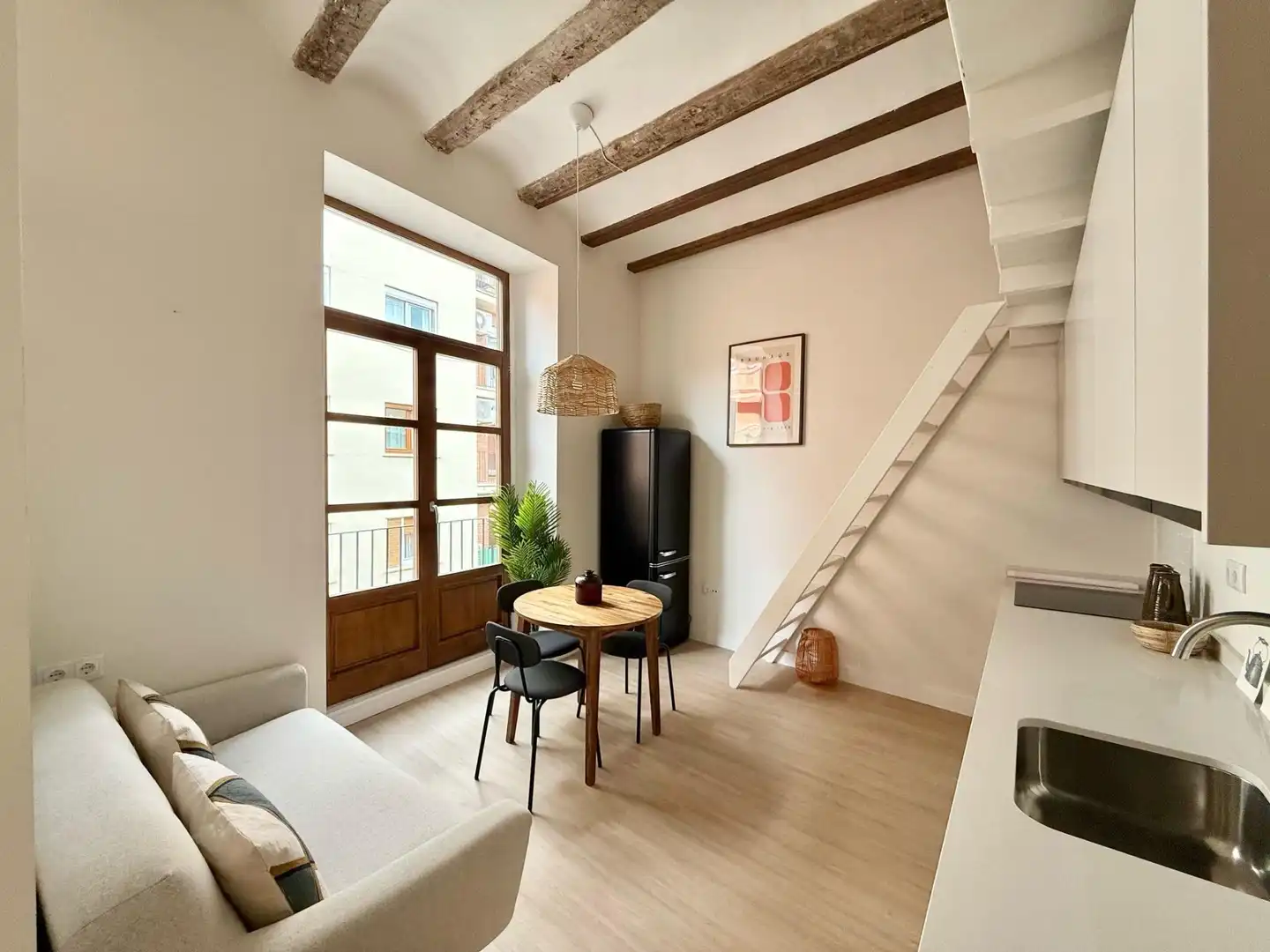 Sala d'estar de Pis en venda en Valencia amb Calefacció, Parquet i Moblat