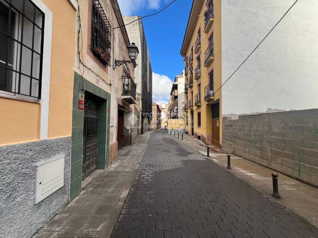 Piso en Venta en Casco Antiguo
