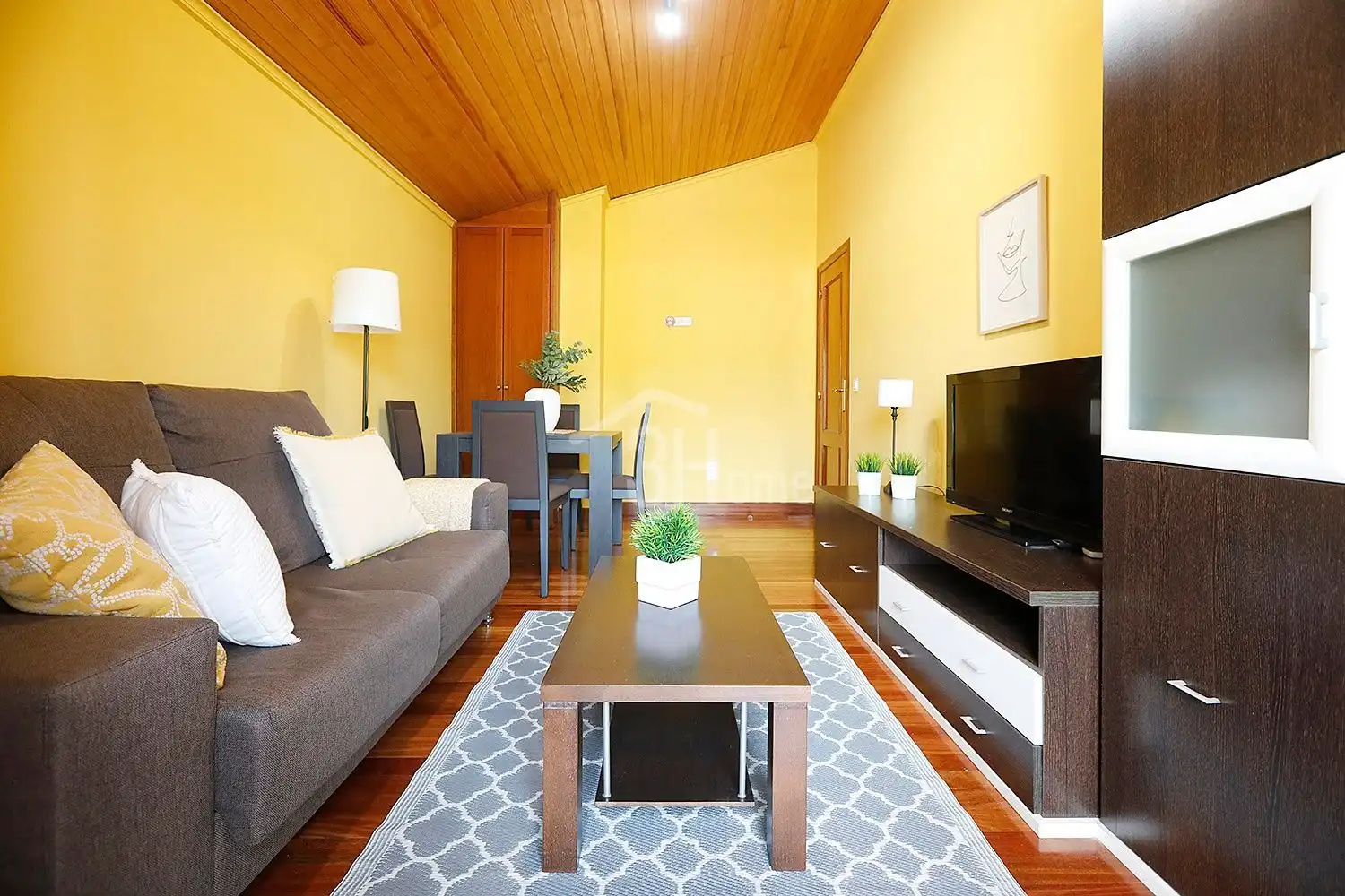 Living room of Flat for sale in Irun   with Air Conditioner, Heating and Terrace