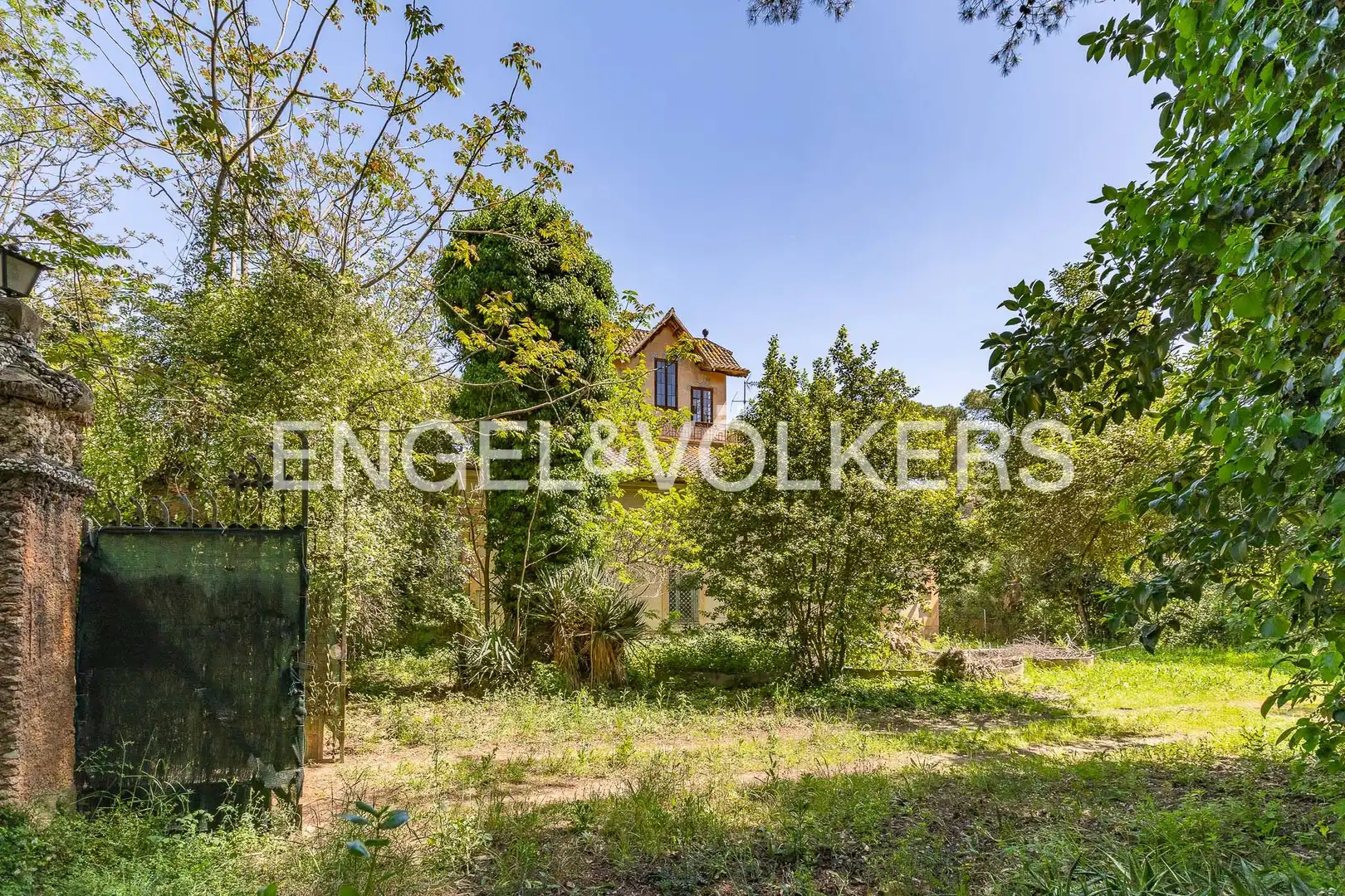 Houses for sale in Sant Cugat del Vallès  with Heating, Private garden and Terrace