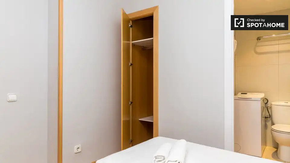 Schlafzimmer von Wohnung zur Miete in Sarrià - Sant Gervasi