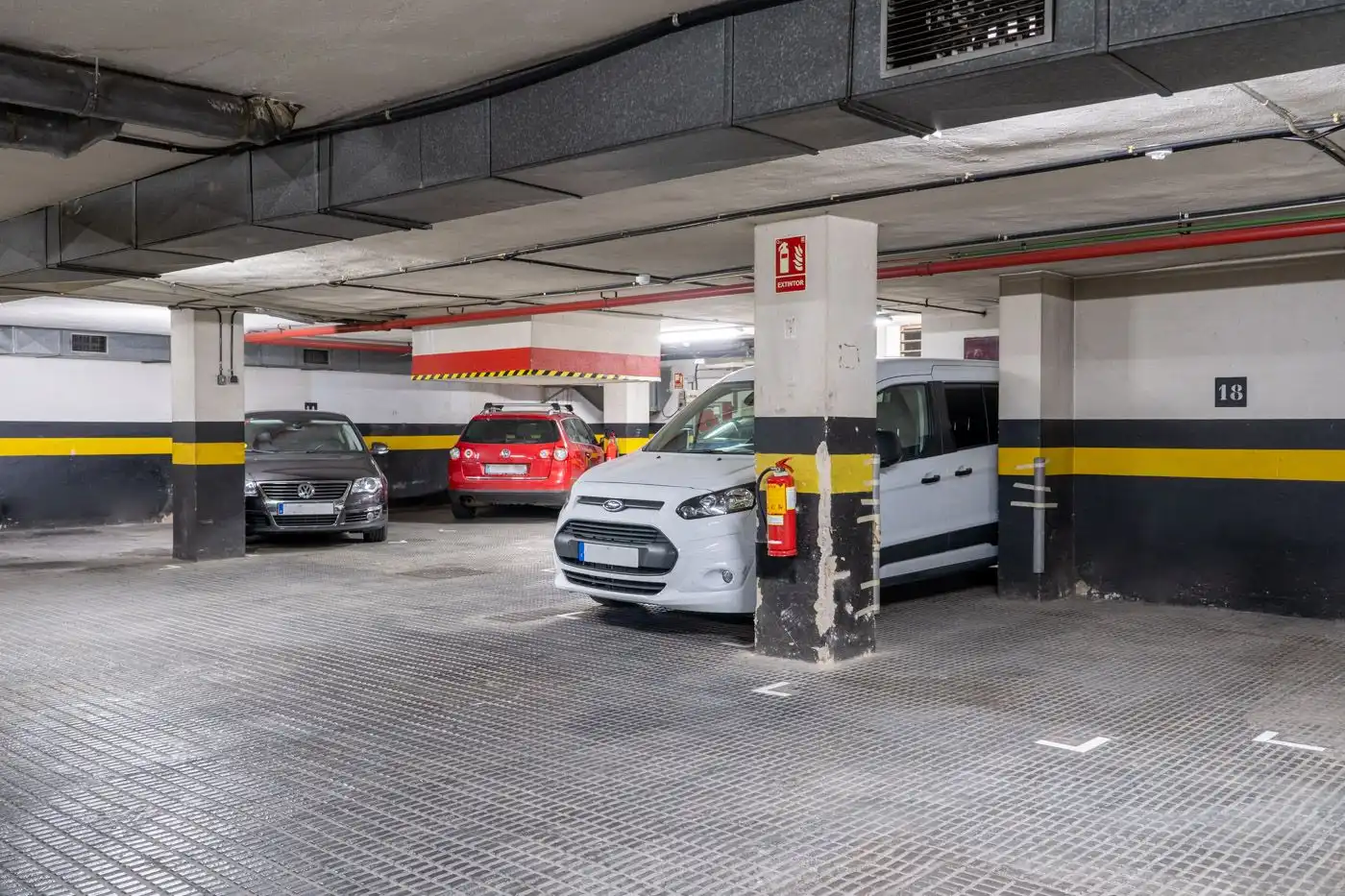 Parkplatz von Garage zur Miete in L'Hospitalet de Llobregat