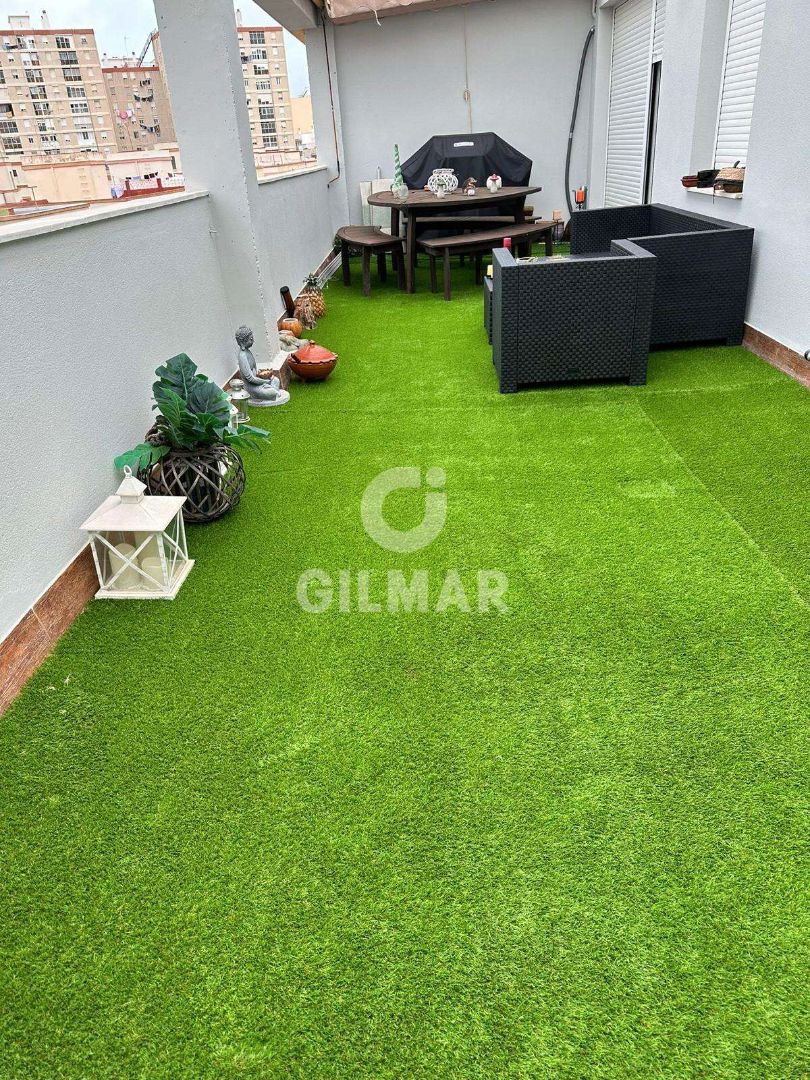 Jardí de Àtic de lloguer en  Cádiz Capital amb Terrassa i Moblat