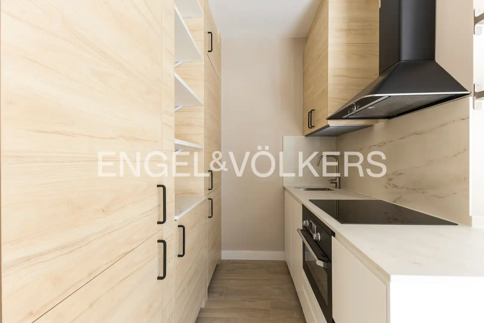 Cocina de Planta baja de alquiler en Madrid con Aire acondicionado y Calefacción