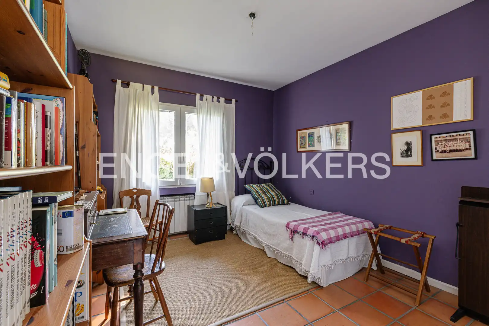 Dormitori de Casa o xalet en venda en Boadilla del Monte amb Calefacció, Jardí privat i Traster