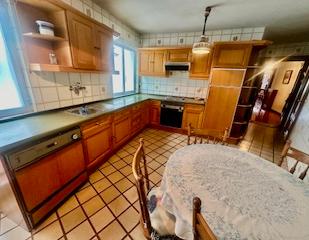 Kitchen of Flat to rent in León Capital   with Heating, Parquet flooring and Terrace