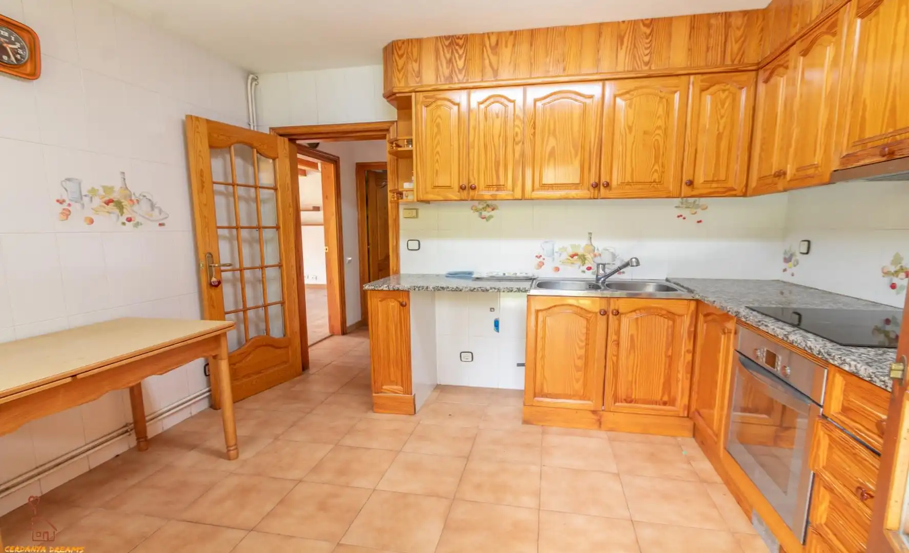 Cuina de Casa o xalet en venda en Llívia amb Calefacció, Jardí privat i Parquet
