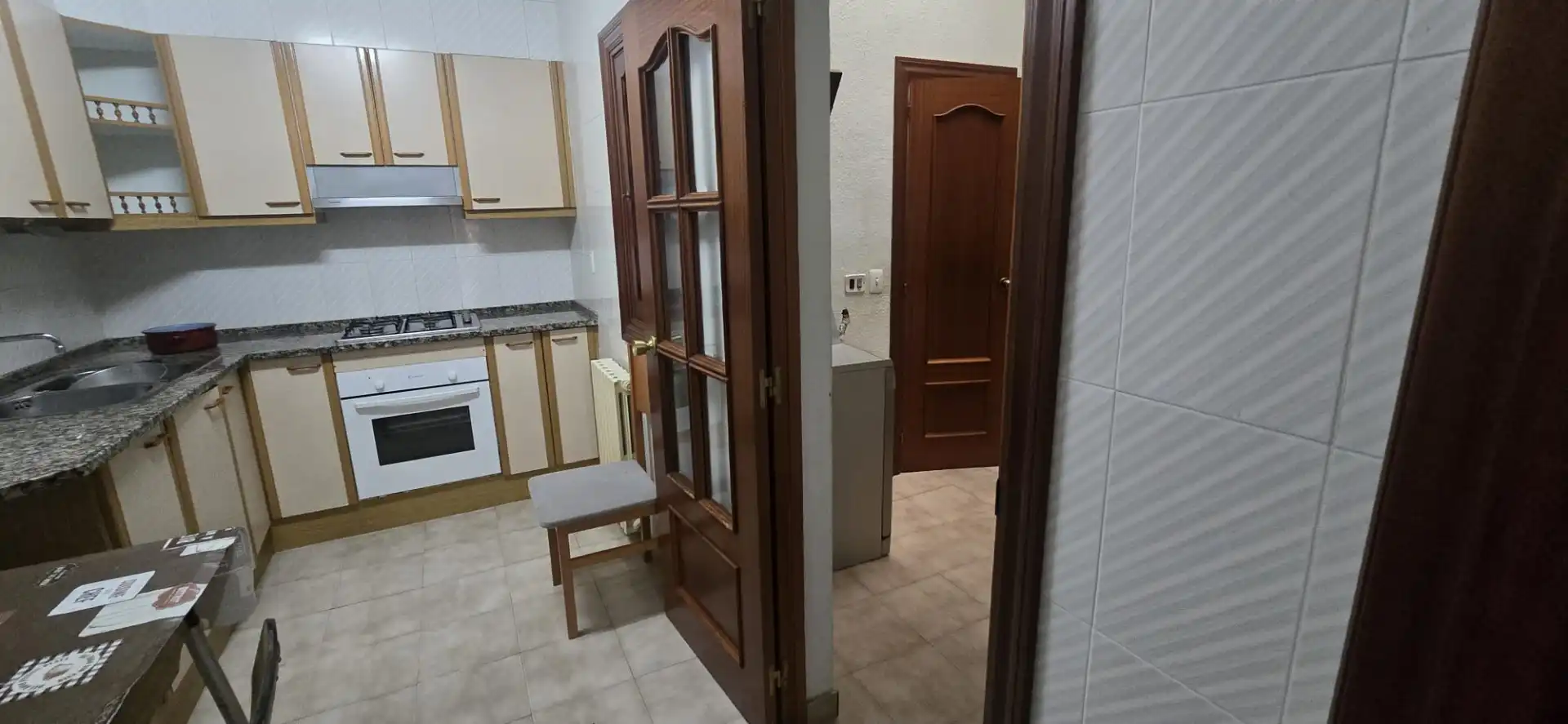 Casa adosada en venta en Manlleu con Calefacción, Trastero y Horno