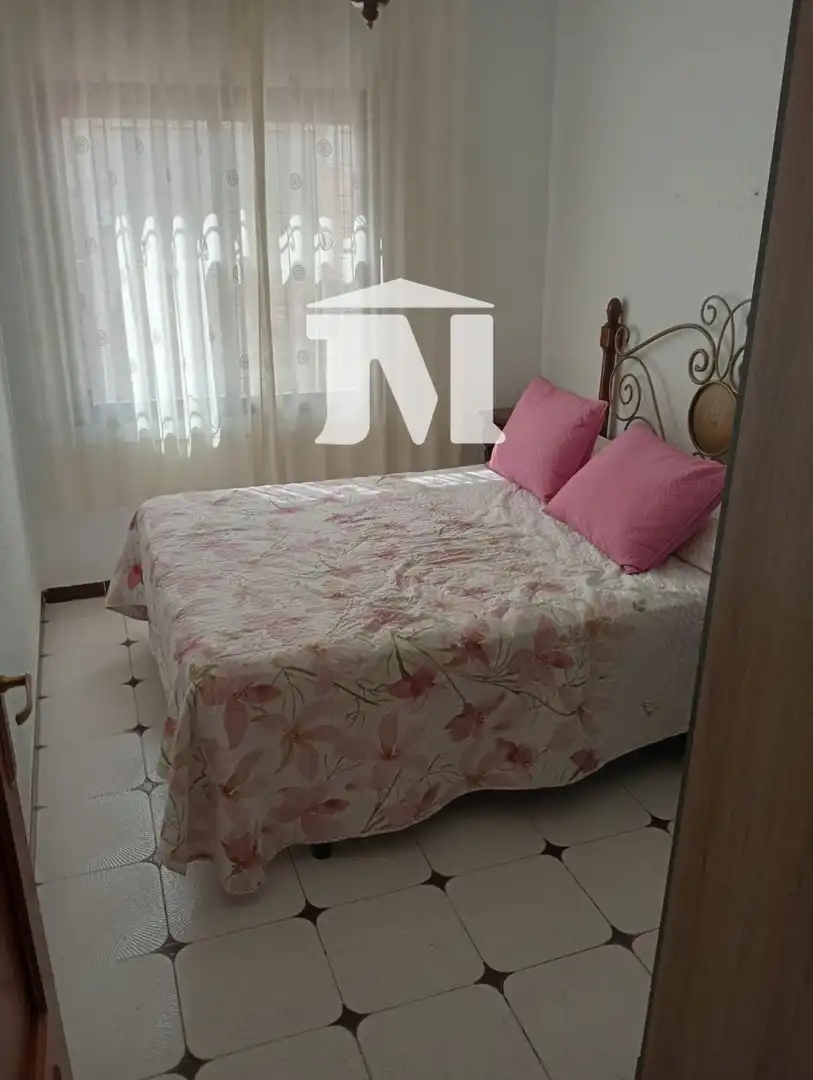 Habitación de Casa adosada en venta en Murcia con Aire acondicionado, Trastero y Amueblado