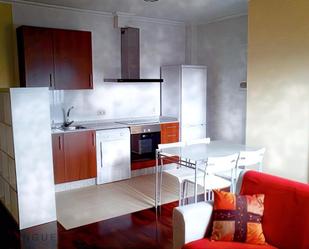 Cuina de Apartament en venda en Vigo  amb Calefacció i Traster
