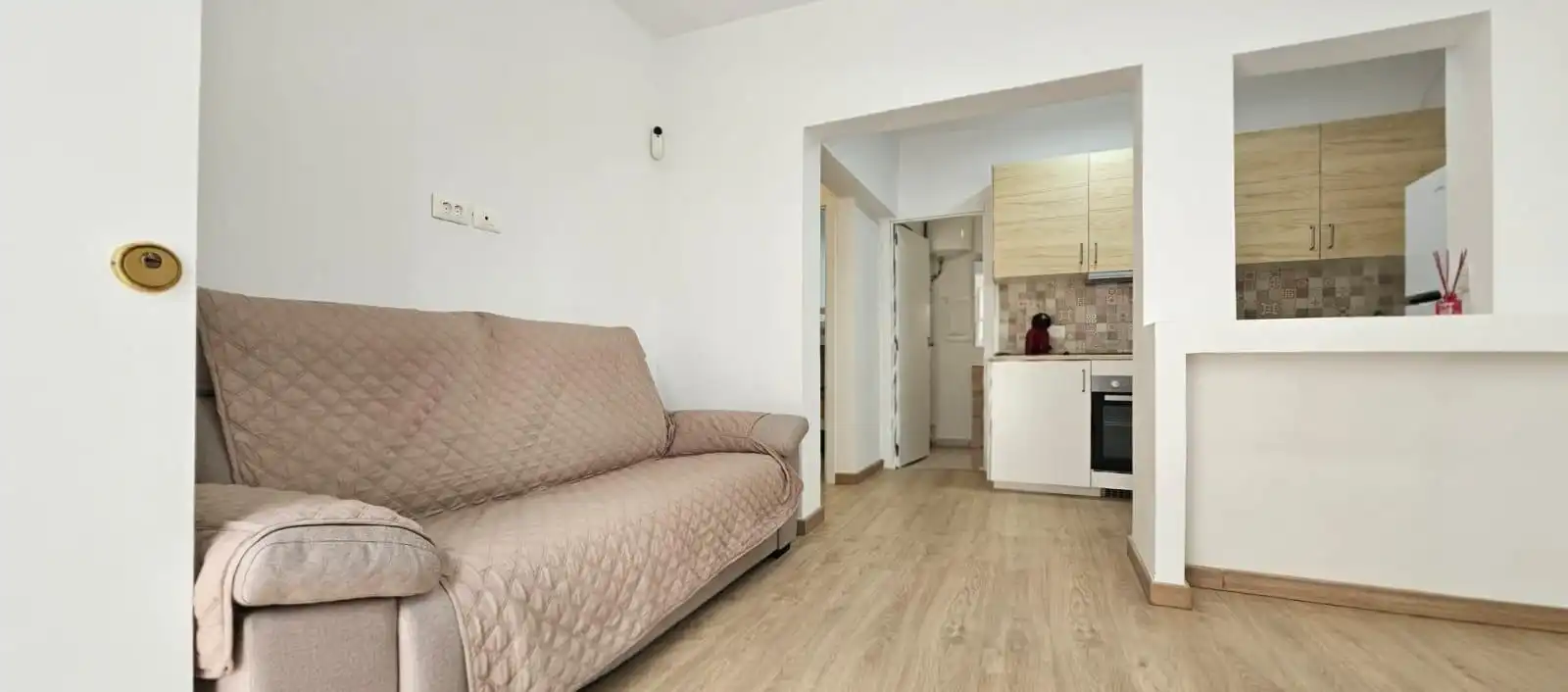 Wohnzimmer von Wohnungen zum Verkauf in Arona mit Möbliert und Gemeinschaftspool