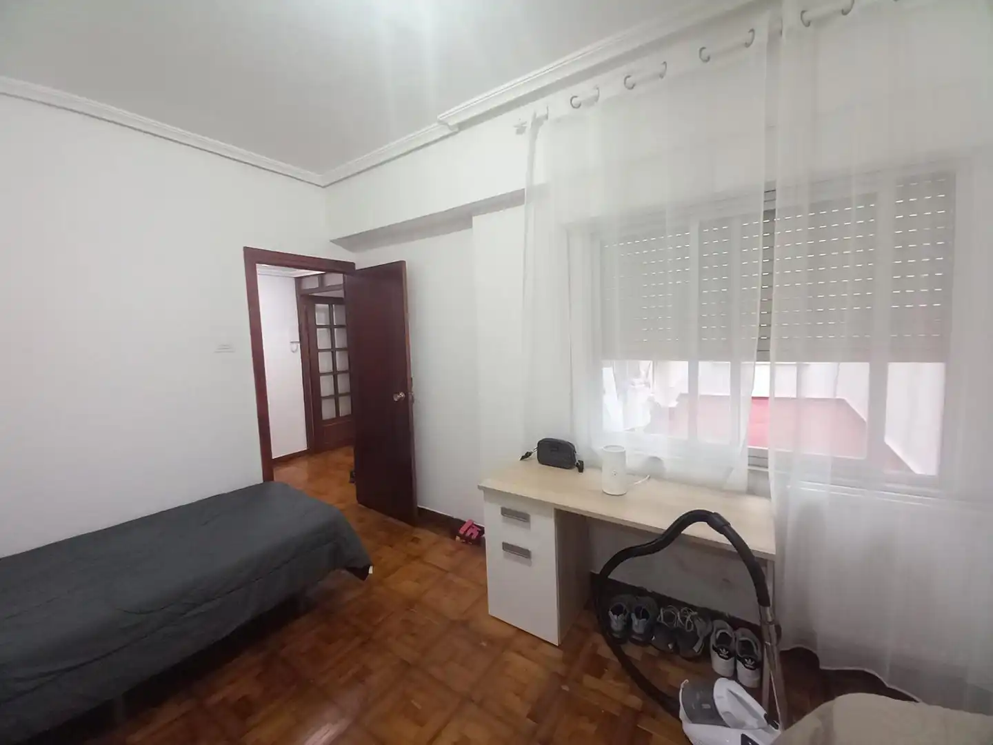 Wohnung zur Miete in Calle Ansar, Inmobiliaria - Barreda