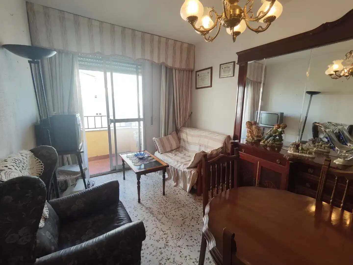 Wohnzimmer von Wohnung zum Verkauf in Ronda mit Klimaanlage und Balkon
