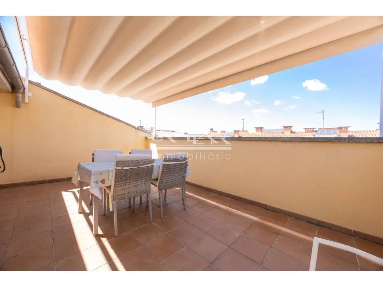 Terrasse von Dachboden zum Verkauf in Vic mit Klimaanlage, Heizung und Parkett