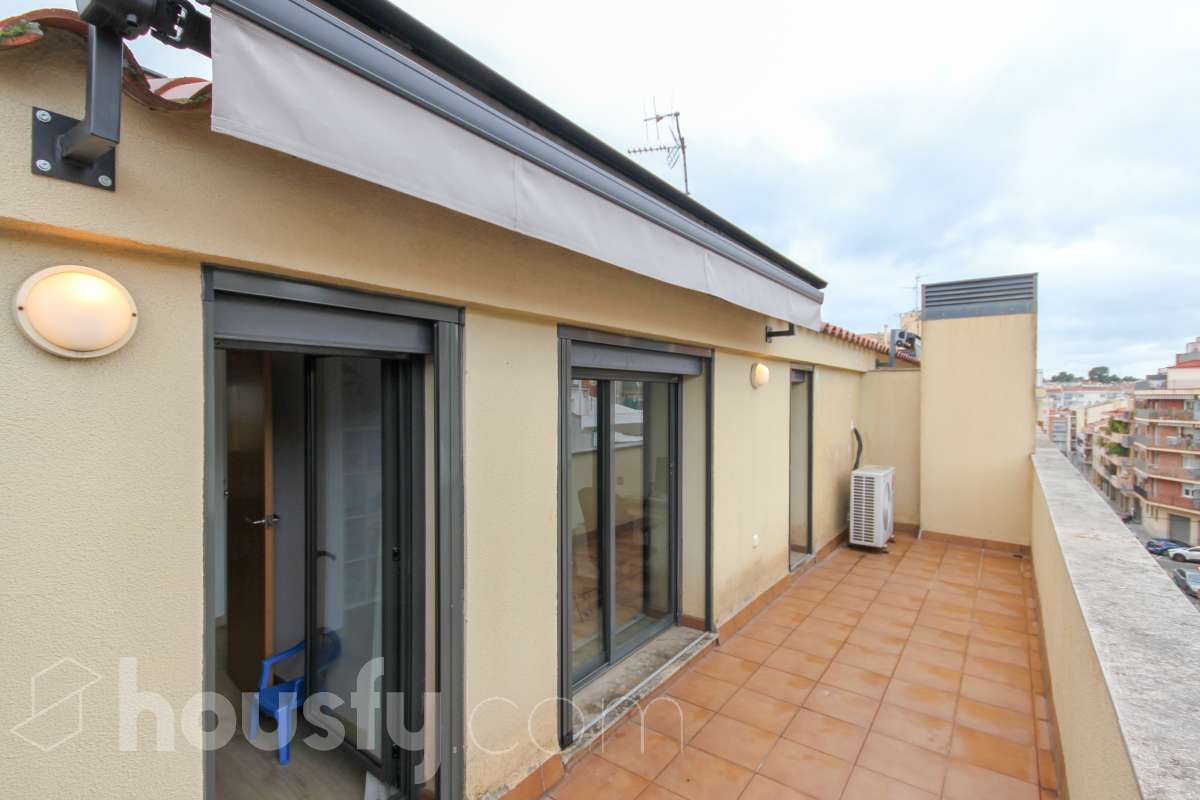 Terrace of Duplex for sale in Terrassa  with Air Conditioner, Heating and Parquet flooring