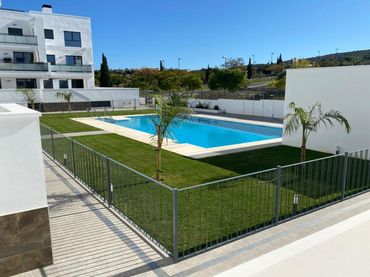 Rez-de-chaussée avec piscine à vendre à Calle Nepal
