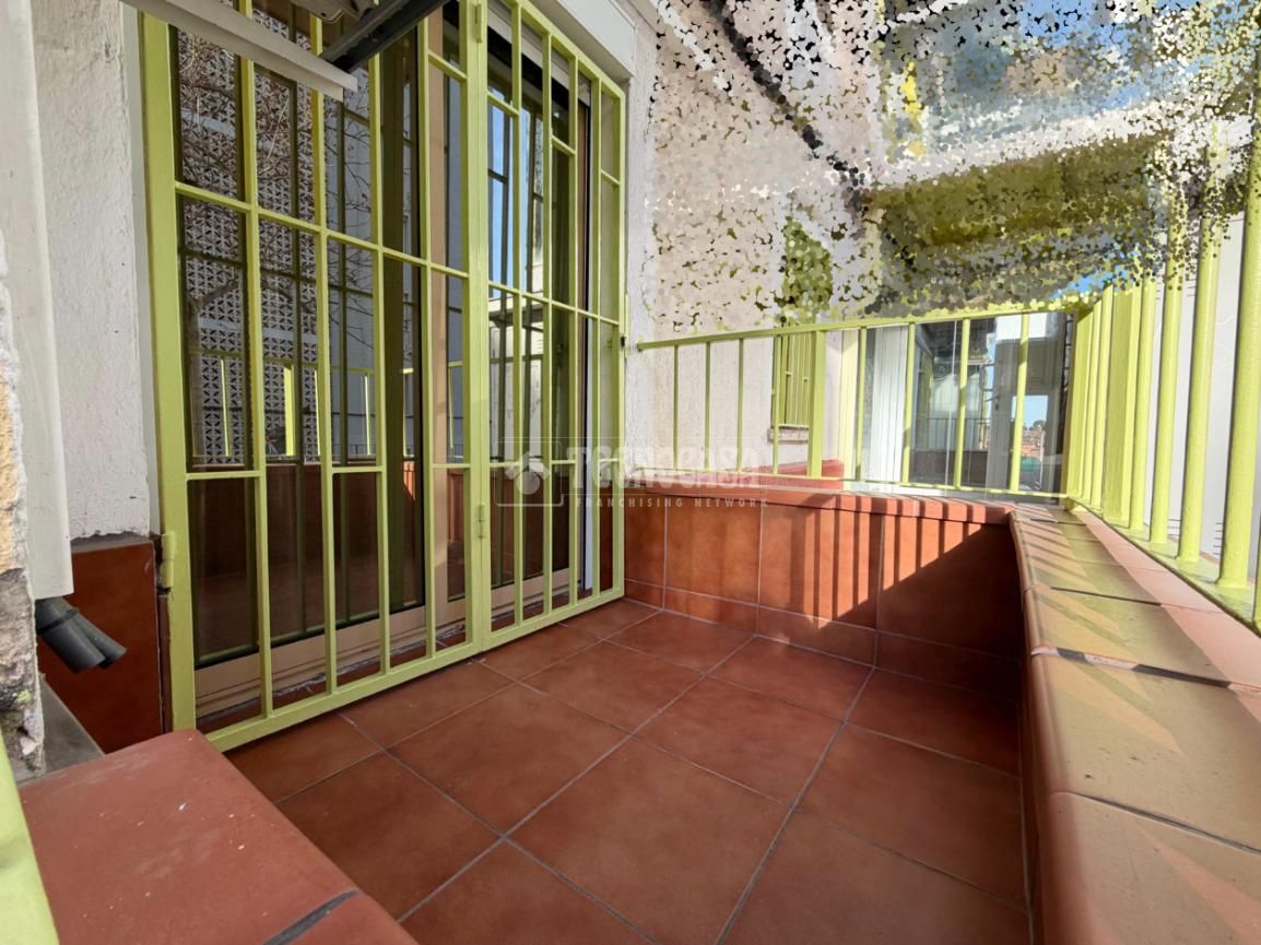 Terrassa de Pis en venda en Sant Boi de Llobregat amb Aire condicionat i Balcó