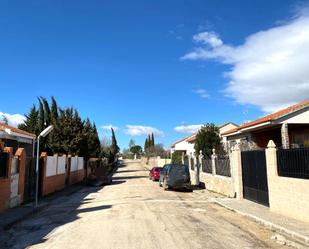 Exterior view of House or chalet for sale in Lillo  with Private garden, Storage room and Furnished