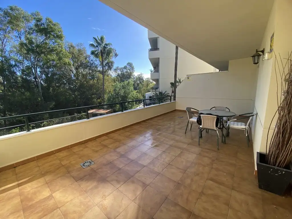 Vivienda con piscina en venta en Calahonda, imagen 23