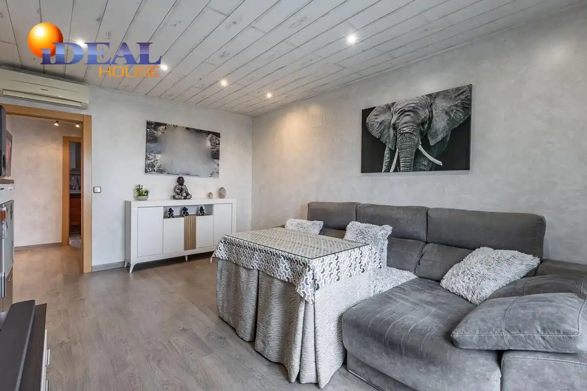 Living room of Flat for sale in Granada