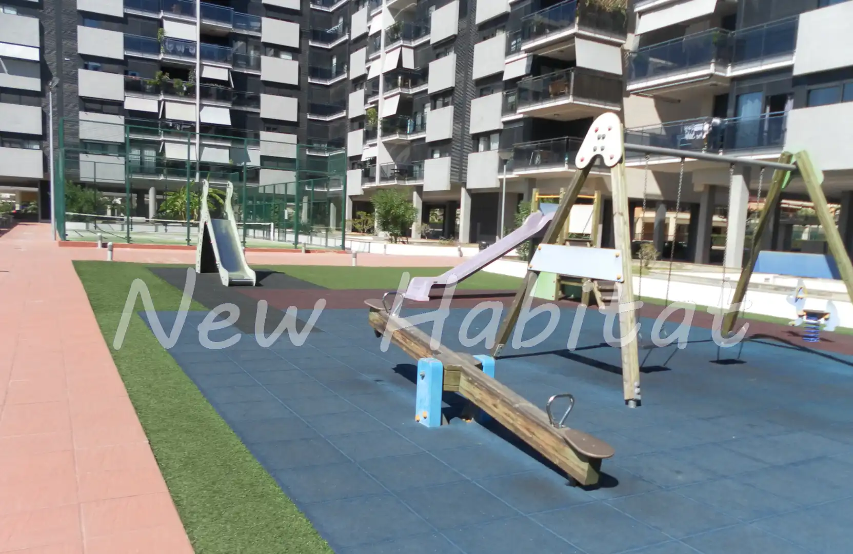 Parking de Piso en venta en Castellón de la Plana / Castelló de la Plana con Aire acondicionado, Trastero y Piscina comunitaria